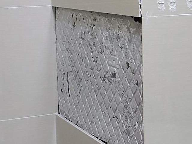 墙砖脱落有什么补救方法图片(墙砖脱落有什么补救方法图片视频)