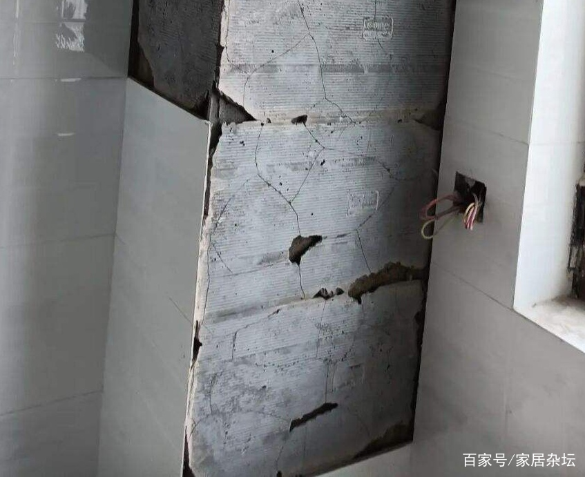 墙砖脱落最简单的修补方法视频讲解图(墙砖脱落最简单的修补方法视频讲解图片)